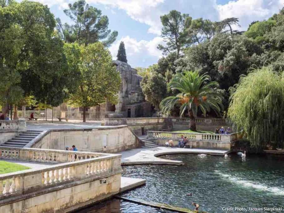 Lou Mazet Villa Uchaud ภายนอก รูปภาพ